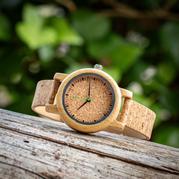 Reloj de madera de bambú con correa de tela modelo Yellowstone